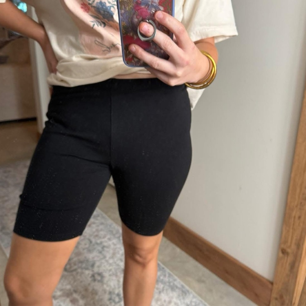 Sleek Black Bike Shorts for Women